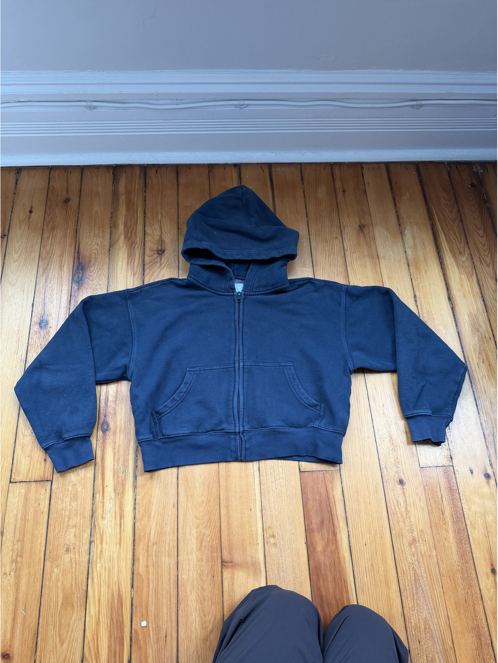 aritzia TNA navy crop cozy AF hooded sweatshirt zip front